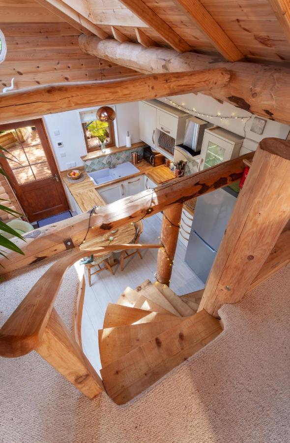 Porthole Log Cabin 曼海德 外观 照片